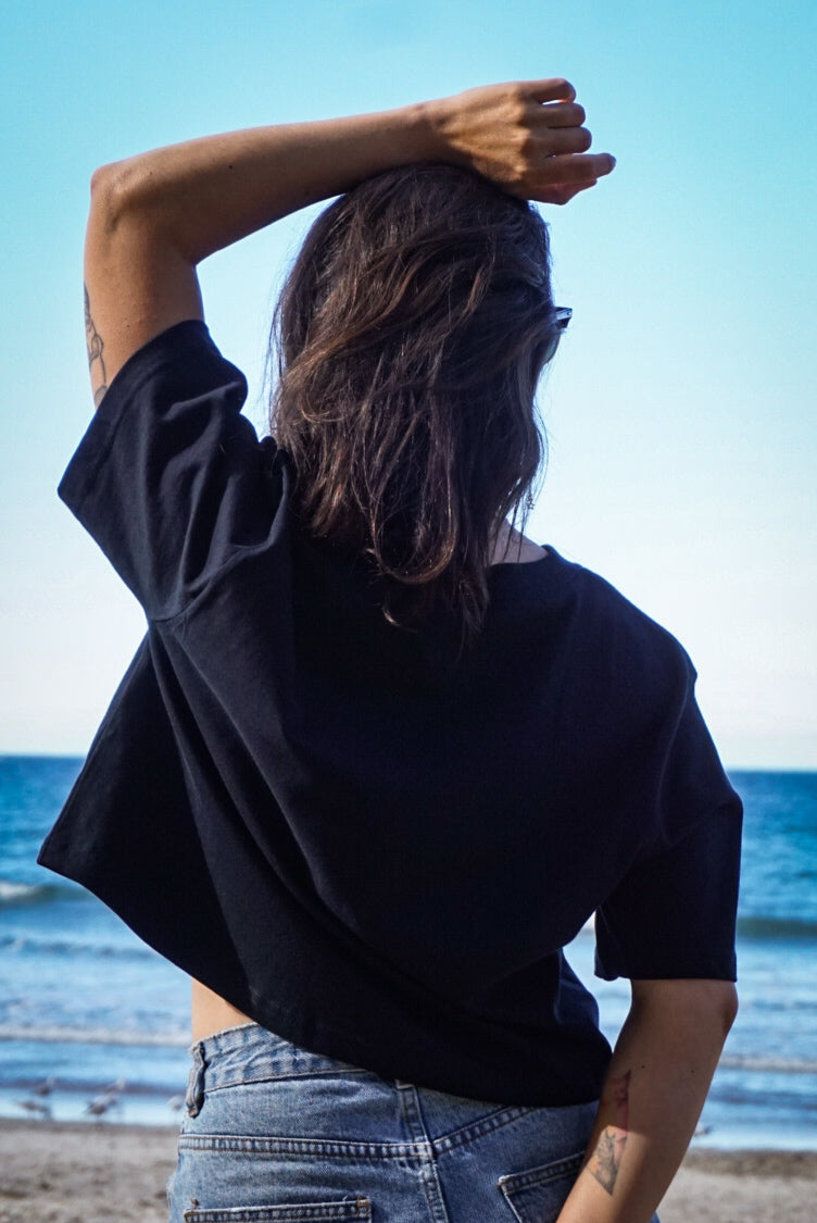 AC Cadillac Womens Crop Tee - Classic