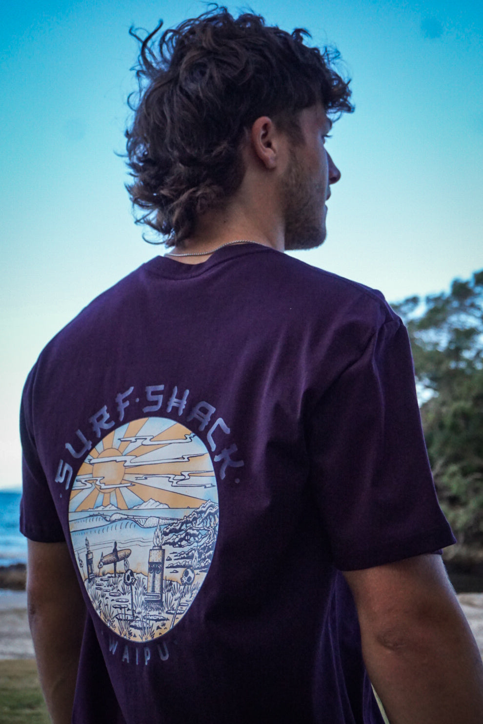 AC Waipu Cove Tiki Adult Tee - Staple